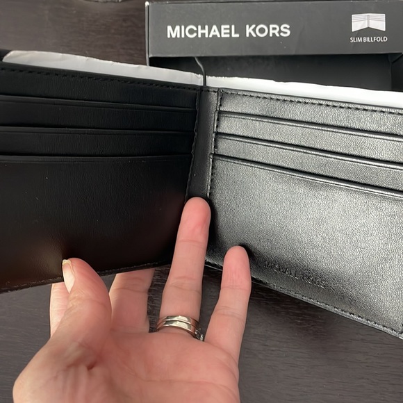 NWT Michael Kors slim Billfold men’s wallet - Picture 3 of 3